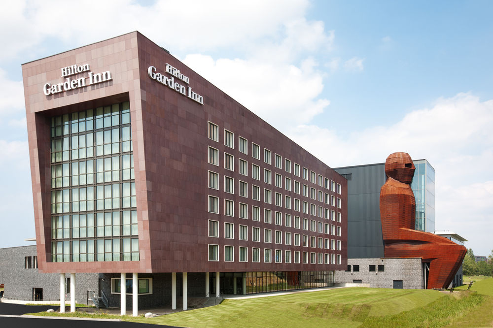Hilton Garden Inn Leiden image 1